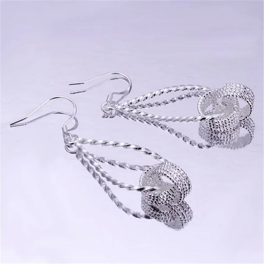 Brincos Femininos de Prata 925 – Design Elegante e Sofisticado - Imagem 3