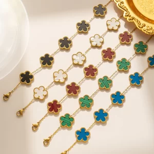 Pulseira Feminina de Aço Inoxidável – Flores e Trevo